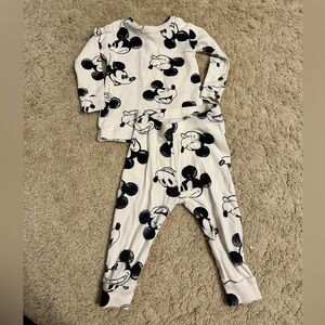 Baby gap Disney two piece 6-12 month